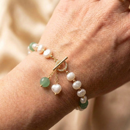 Vintage Pearl Charm Wrist Bracelet
