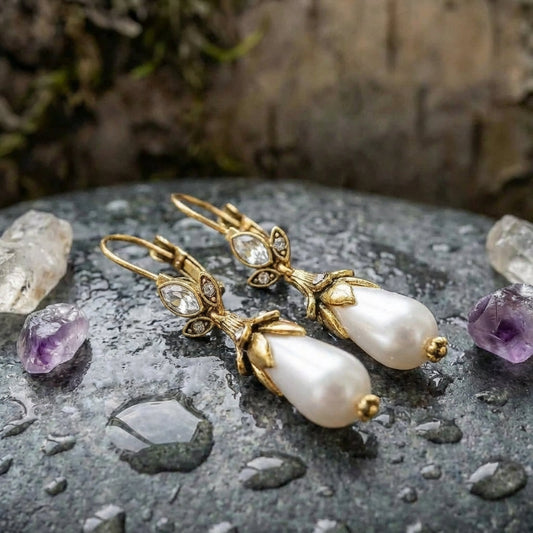 Vintage Pearl Dangle Earrings