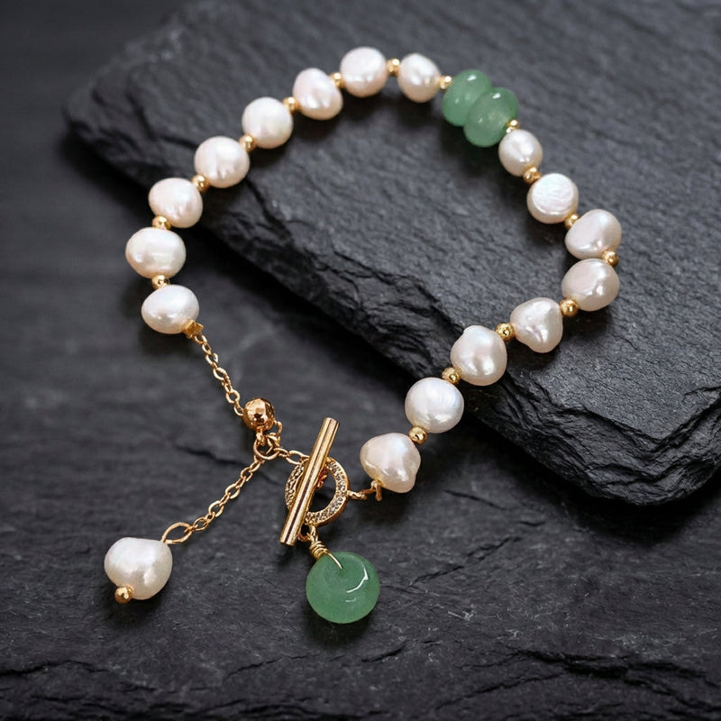 Vintage Pearl & Gold Green Gem Bracelet