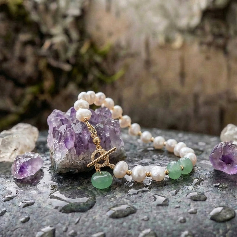 Vintage Pearl & Gold Green Gem Bracelet