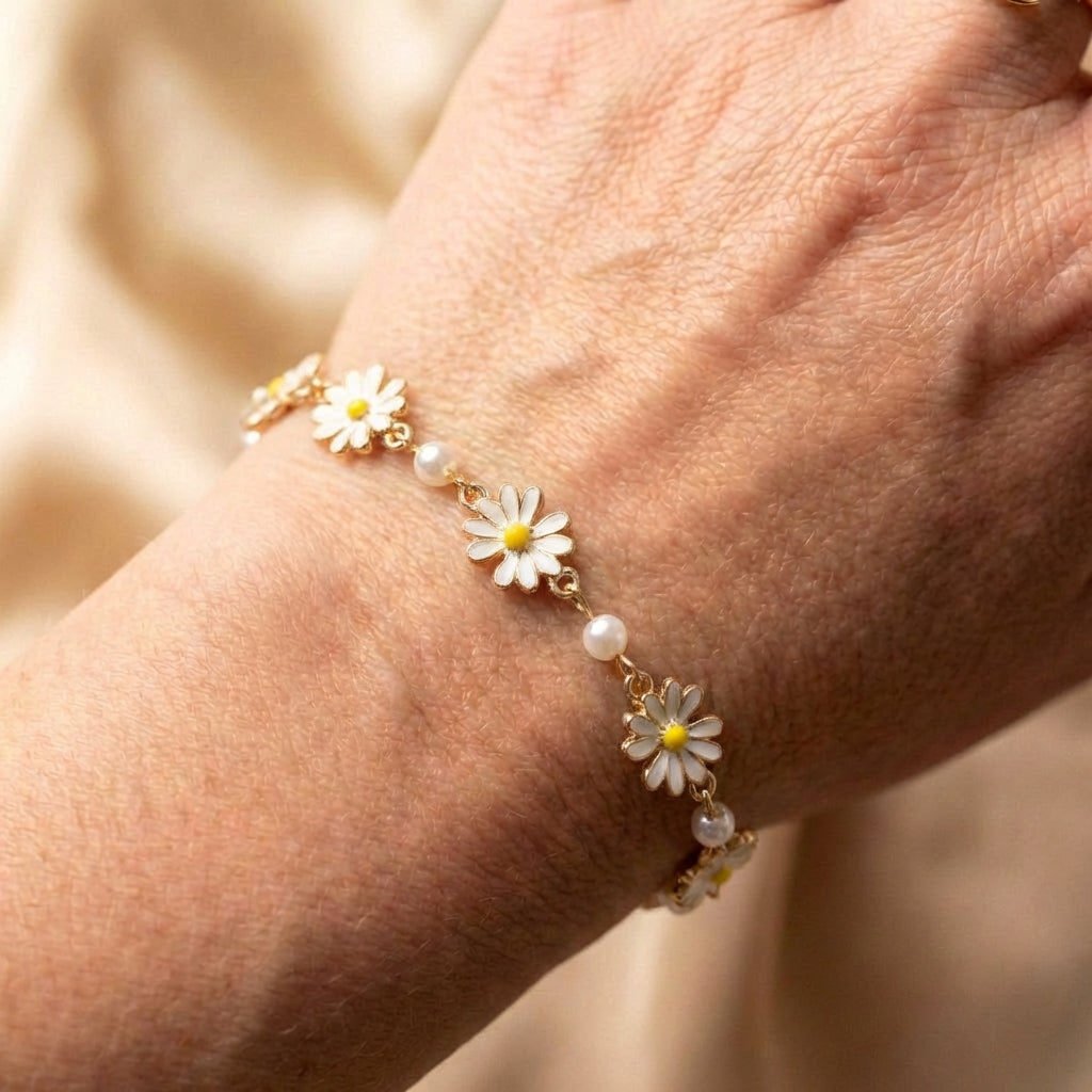 Vintage Pearl Gold White Flower Bracelet