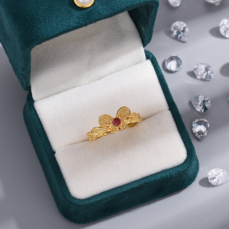 Vintage Ruby Gold Ring