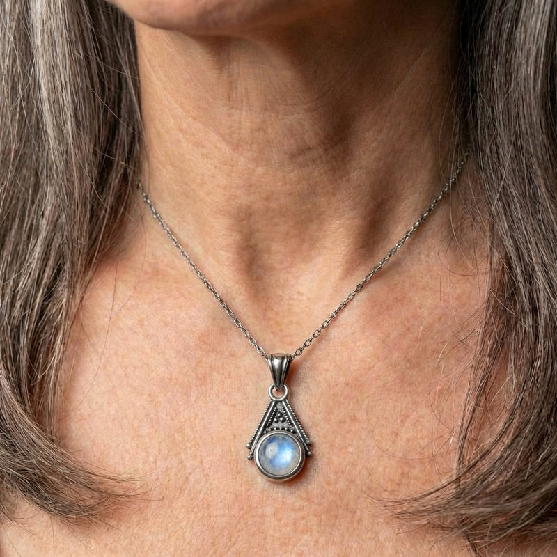 Silver Moonstone Necklace
