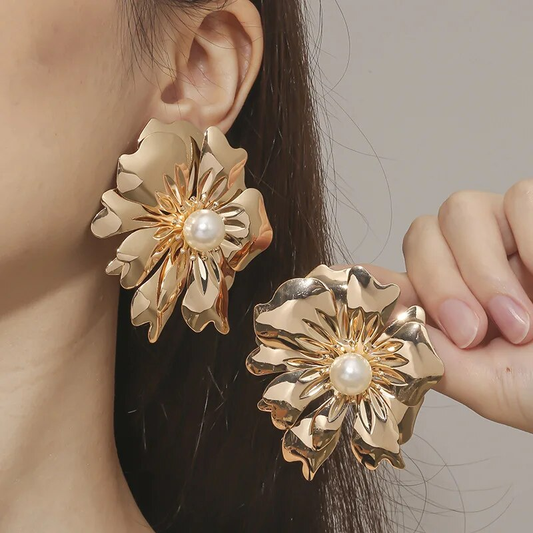 Golden Flower Pearl Earrings