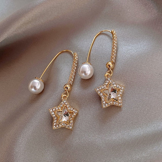 Crystal Star With Pearls Earrings in Gold