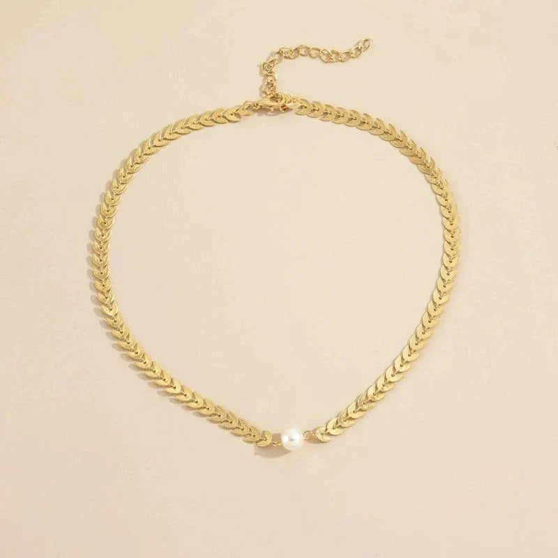Greek Pearl Necklace In Gold
