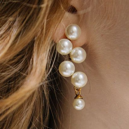 Dangling Pearl Earrings