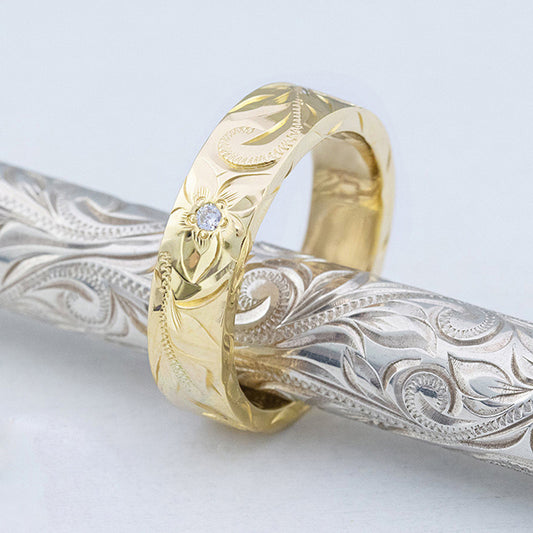 Golden Floral Signet Ring
