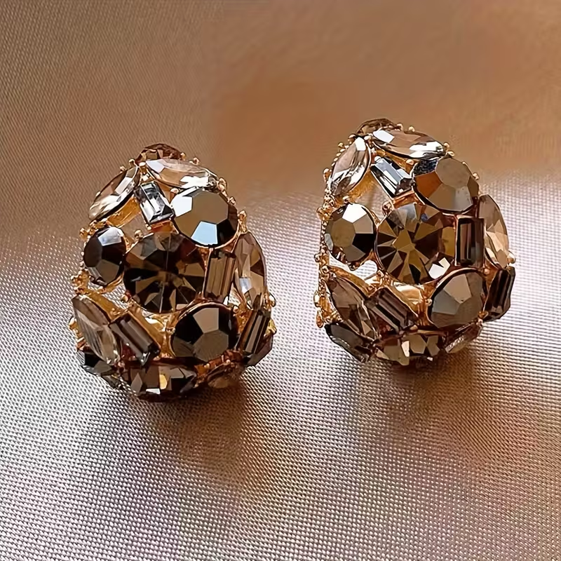 Black Crystall Basket Stud Earrings