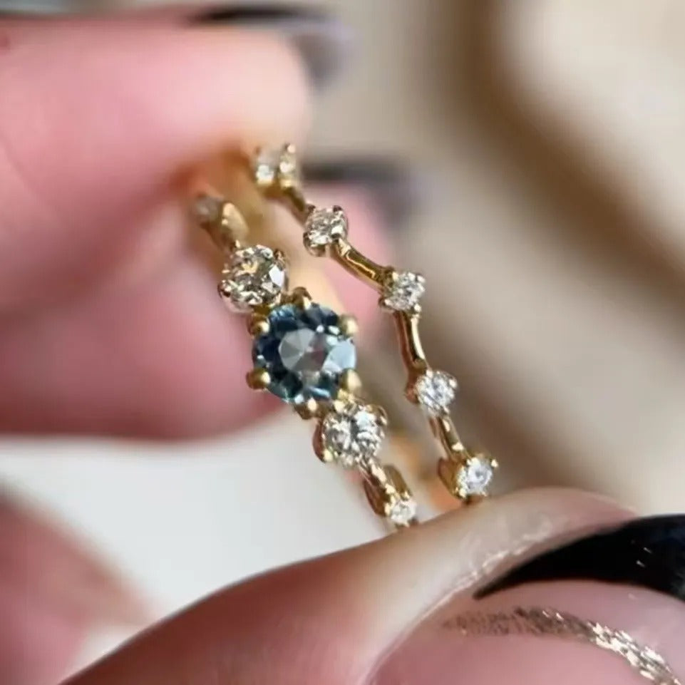 Vintage Exquisite Blue Glass Zirconia Gold Ring