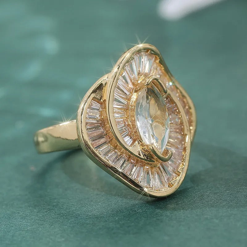 Vintage Baguette Bloom Ring