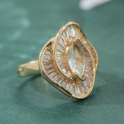 Vintage Baguette Bloom Ring