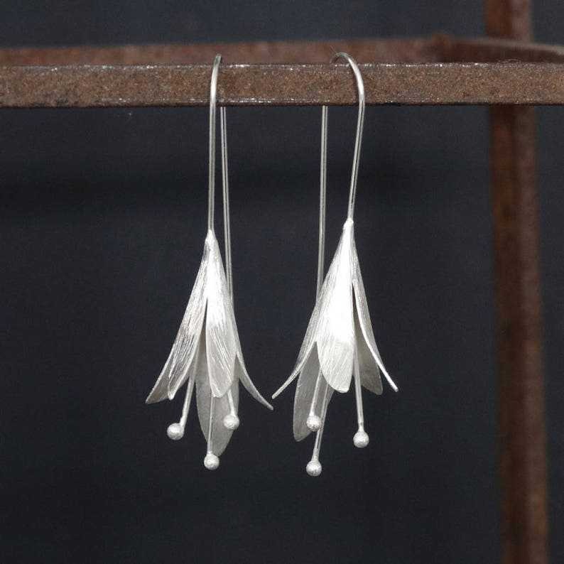 Vintage Silver Open Lotus