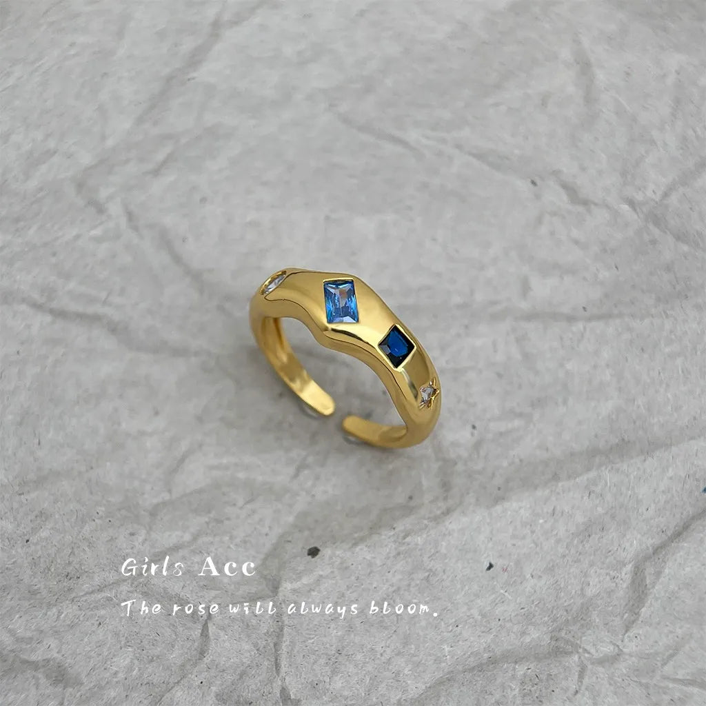 Vintage Gold Inlaid Glass Ring