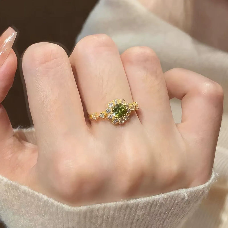 Petite Floral Ring