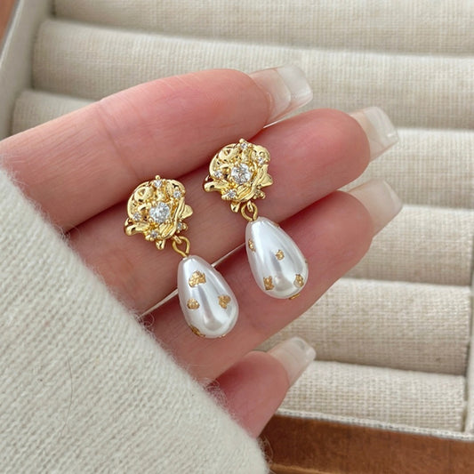 Pearl Dangle Flower Earrings